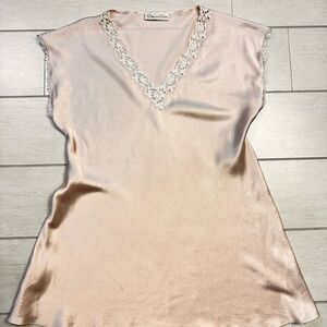 Oscar de la Renta Cream Silk Lace V-Neck Blouse